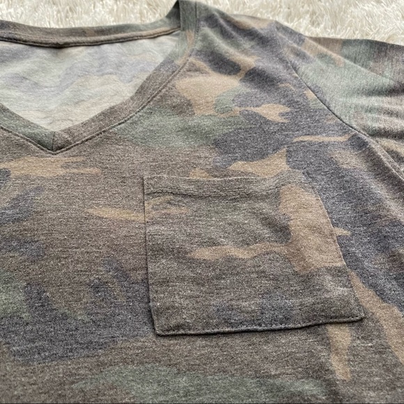 Not Rated Classic Camo Faded V-neck Pocket Tee - Picture 2 of 4